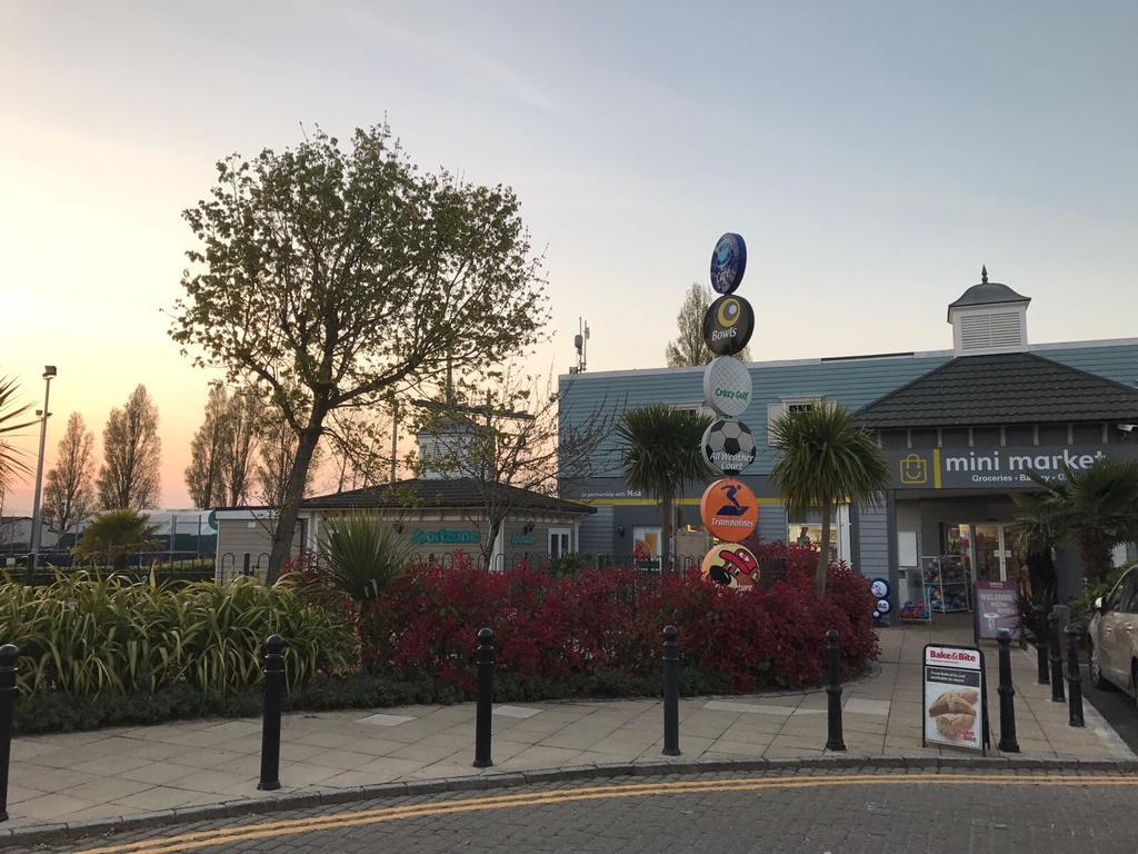 Turlin Valley Poole Bagian luar foto