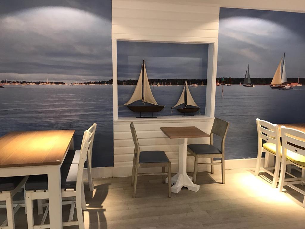 Turlin Valley Poole Bagian luar foto