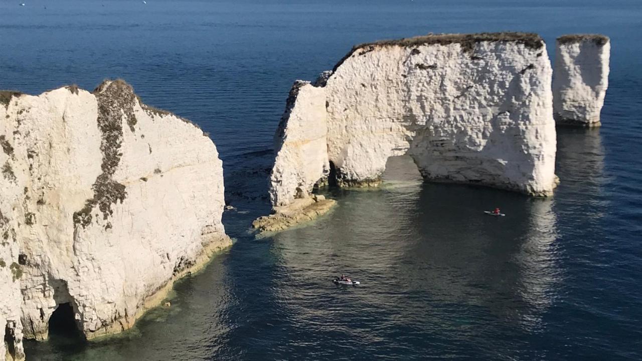 Turlin Valley Poole Bagian luar foto